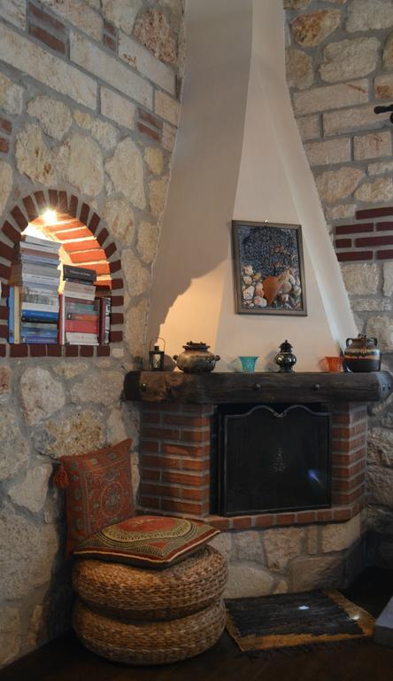 Artemis Stone House Villa Psakoúdia Eksteriør bilde